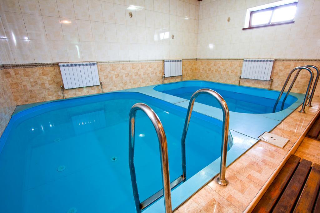 King House Hotel Biskek Kültér fotó