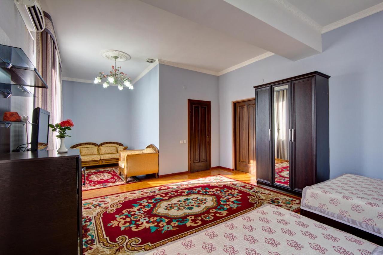 King House Hotel Biskek Kültér fotó